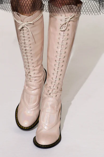 Look 9